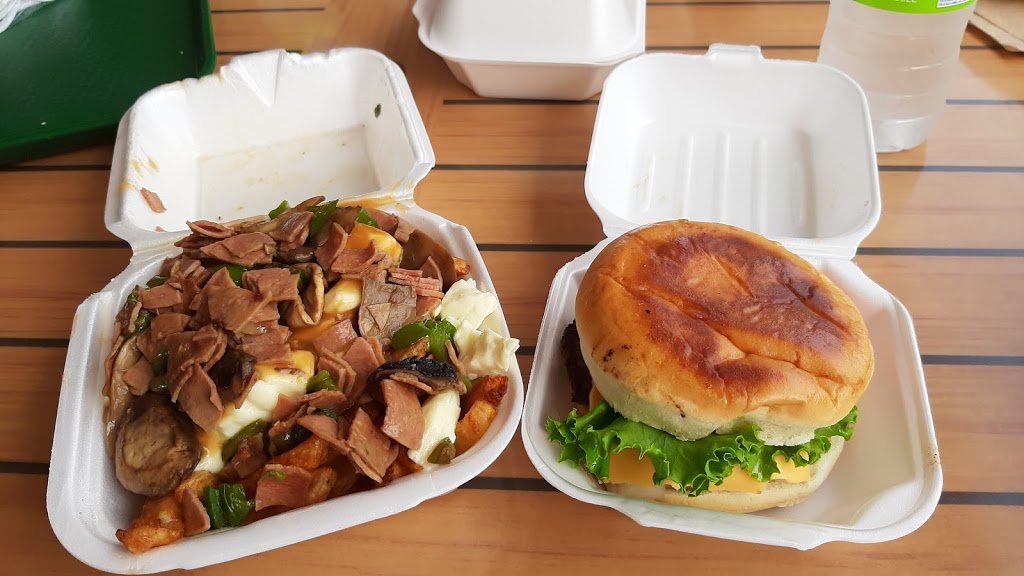 Casse-Croute Le Bocage | 202 Avenue de Gaspé O, Saint-Jean-Port-Joli, QC G0R 3G0, Canada | Phone: (418) 358-3122