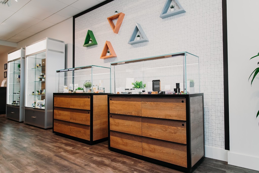Spiritleaf - Ironstone Centre | 13111 156 St NW, Edmonton, AB T5V 1V2, Canada | Phone: (780) 447-4448