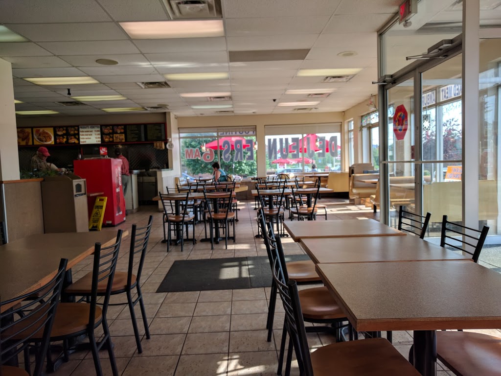 Subway | 101 Boulevard de Bromont #10, Bromont, QC J2L 3H1, Canada | Phone: (450) 534-0040