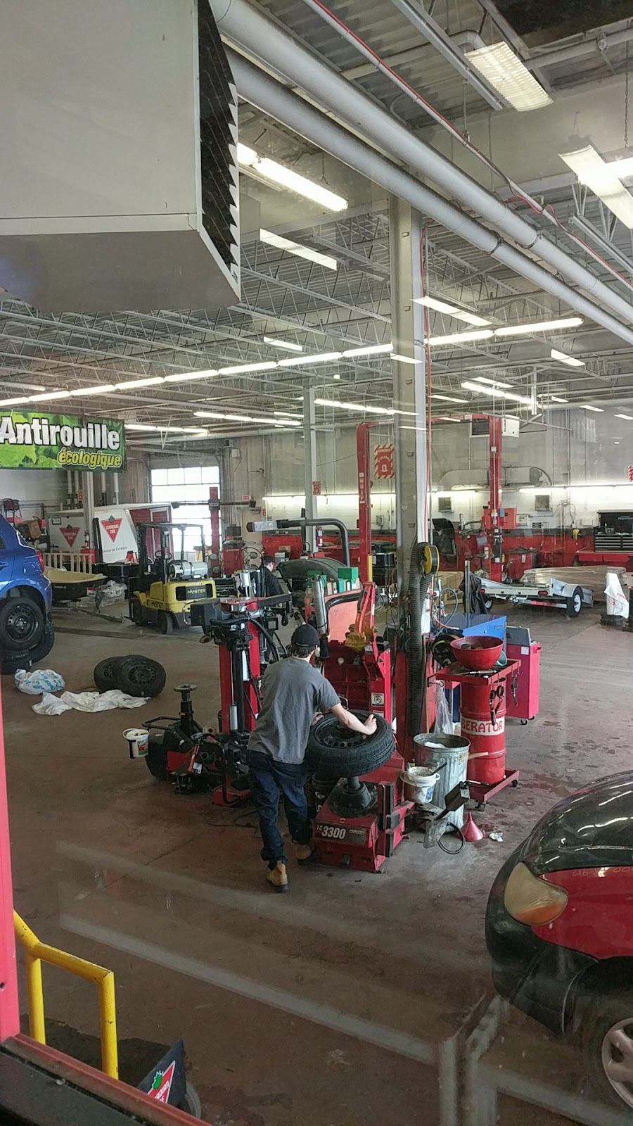 Canadian Tire - Cap-De-La-Madeleine, QC | 350 Rue Barkoff, Trois-Rivières, QC G8T 9P5, Canada | Phone: (819) 376-9646