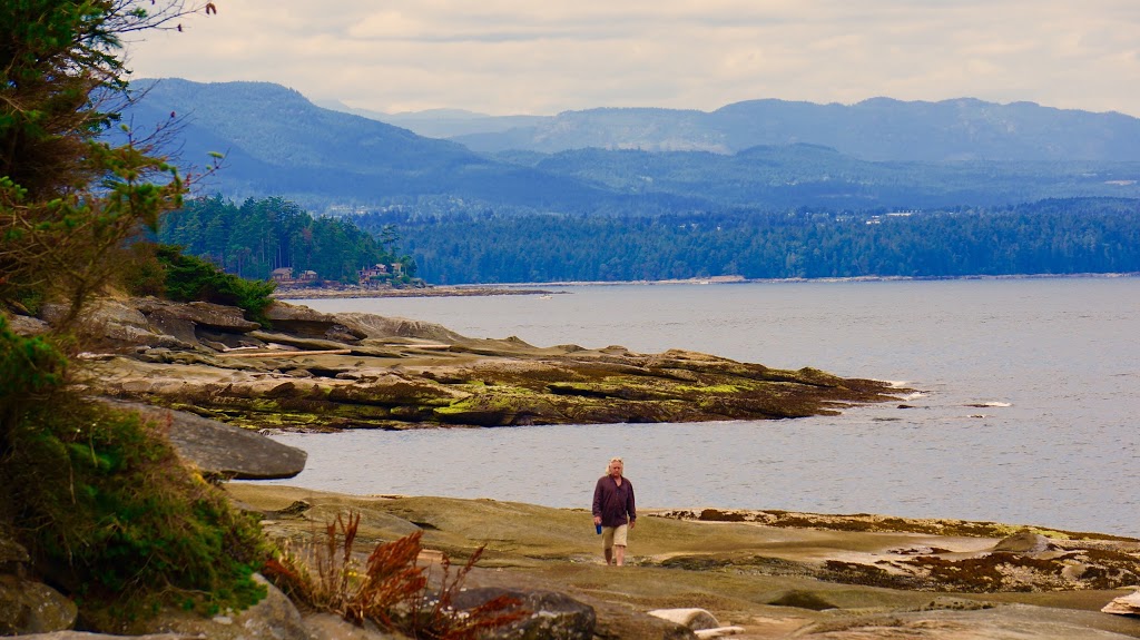 Gabriola Island Chamber of Commerce - Visitor Info Centre | 480 N Rd #6, Gabriola, BC V0R 1X0, Canada | Phone: (250) 247-9332
