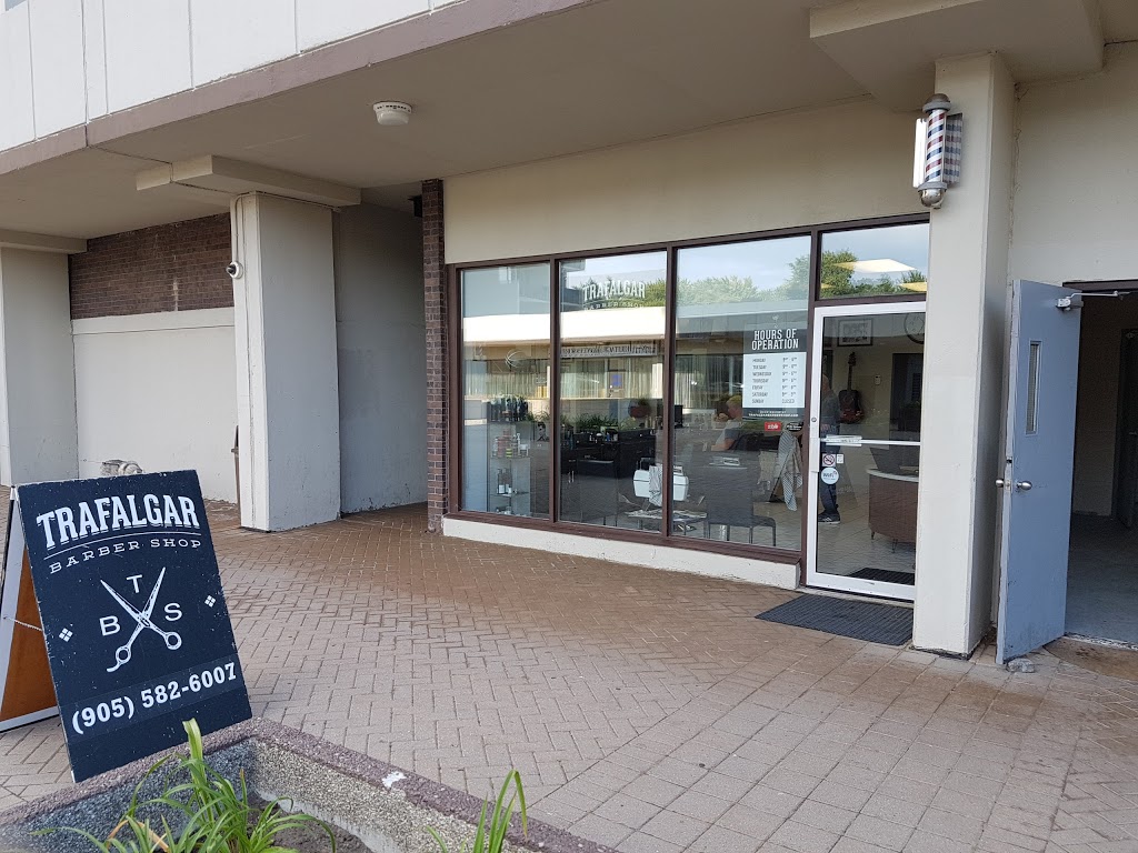 Trafalgar Barber Shop | 1289 Marlborough Ct, Oakville, ON L6H 2N7, Canada | Phone: (905) 582-6007
