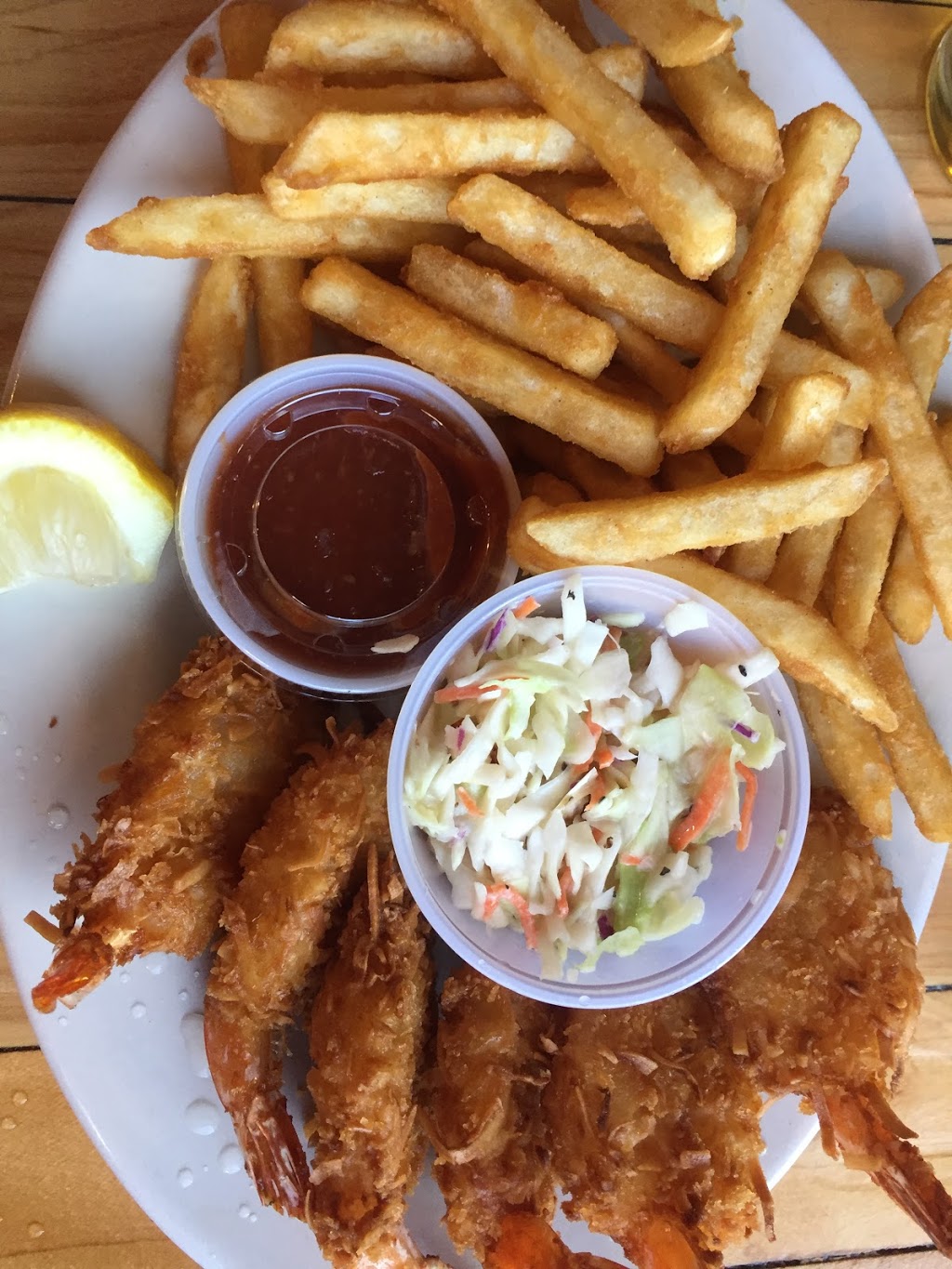 Kiniskis Reef Tavern | 1334 Gulf Rd, Point Roberts, WA 98281, USA | Phone: (360) 945-4042