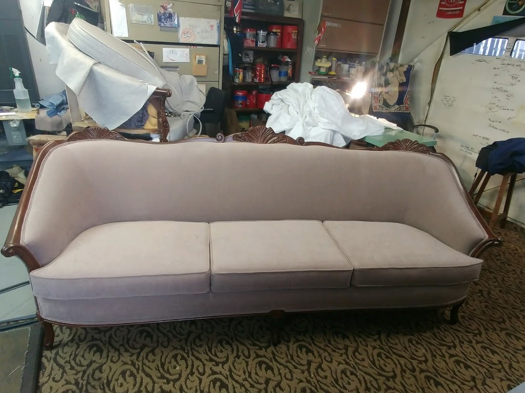 St Croix Upholstery | 1676 Trafalgar St, London, ON N5W 1X3, Canada | Phone: (519) 457-4712