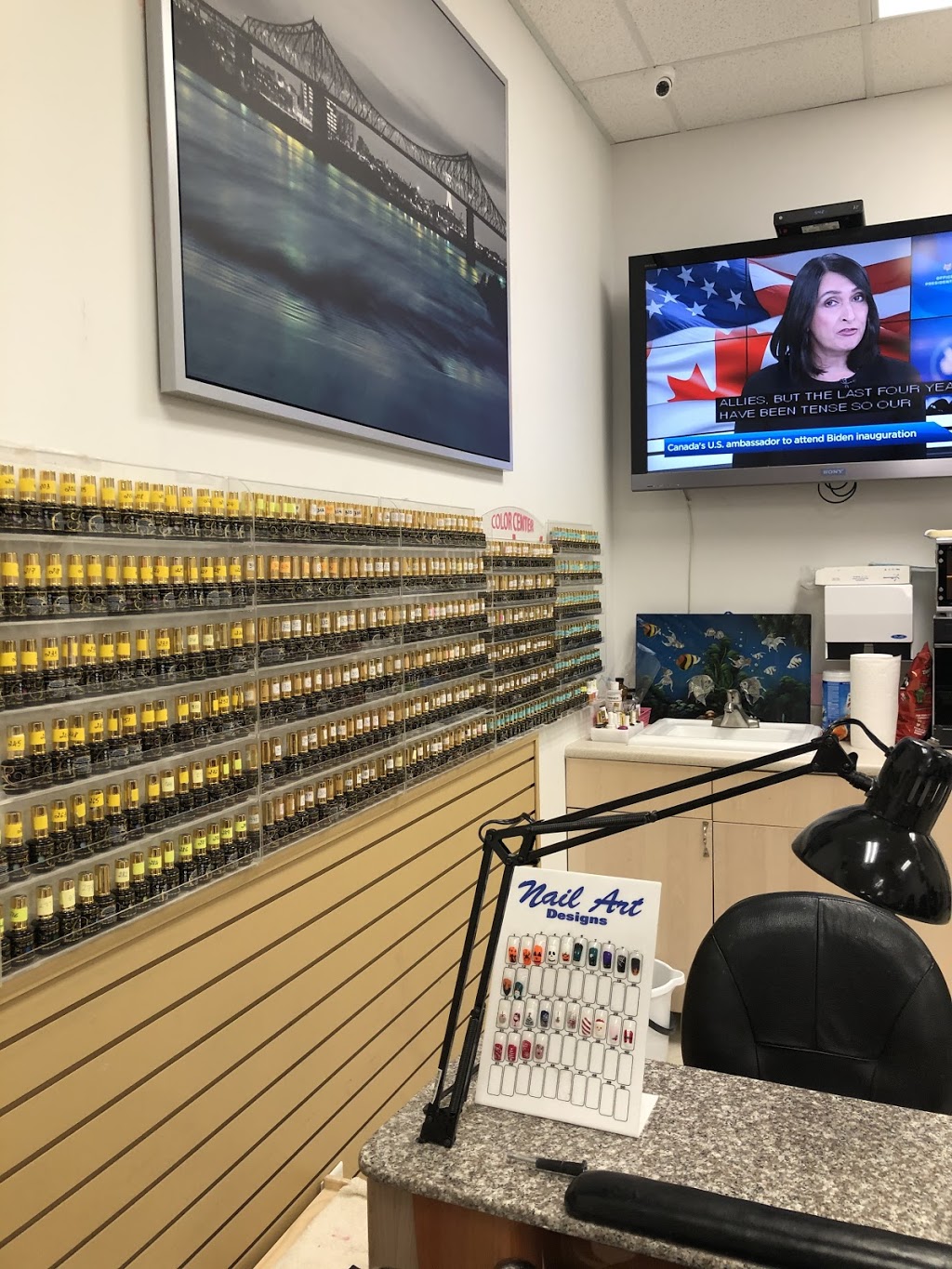 Younger Nails | 3675 Westminster Hwy, Richmond, BC V7C 5V2, Canada | Phone: (604) 278-5561