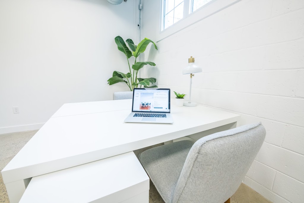 Liveli Studios | 18 Short Rd, Dundas, ON L9H 5L7, Canada | Phone: (905) 320-0320