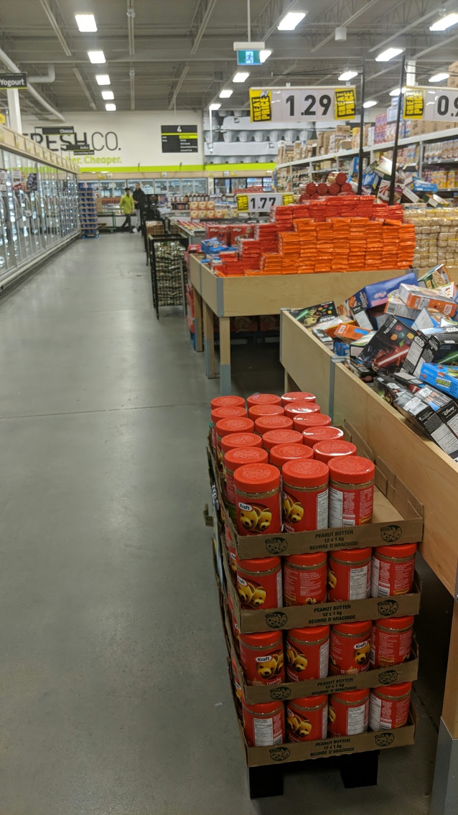 FreshCo Jane & Finch | 3925 Jane St, North York, ON M3N 2K1, Canada | Phone: (416) 398-8260