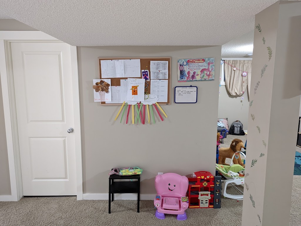 Giggle and Grow Dayhome | 195 Cooperstown Ln SW, Airdrie, AB T4B 2L2, Canada | Phone: (587) 577-9452