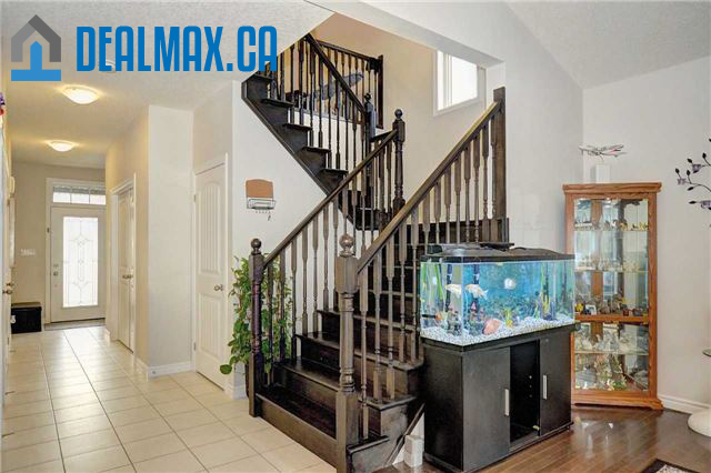 DealMax - Real Estate | 385 Renforth Dr, Etobicoke, ON M9C 4X1, Canada | Phone: (416) 471-0335