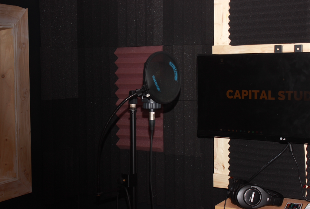 Capital Studios | 2736 Wyldewood St, Gloucester, ON K1T 2R6, Canada | Phone: (613) 302-0211