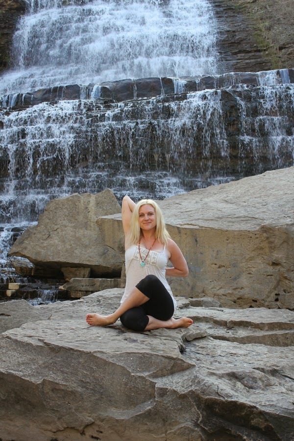 Shimmering Lotus Yoga Studio | 2255 Pilgrim Square, Oshawa, ON L1L 0B5, Canada | Phone: (647) 838-4150