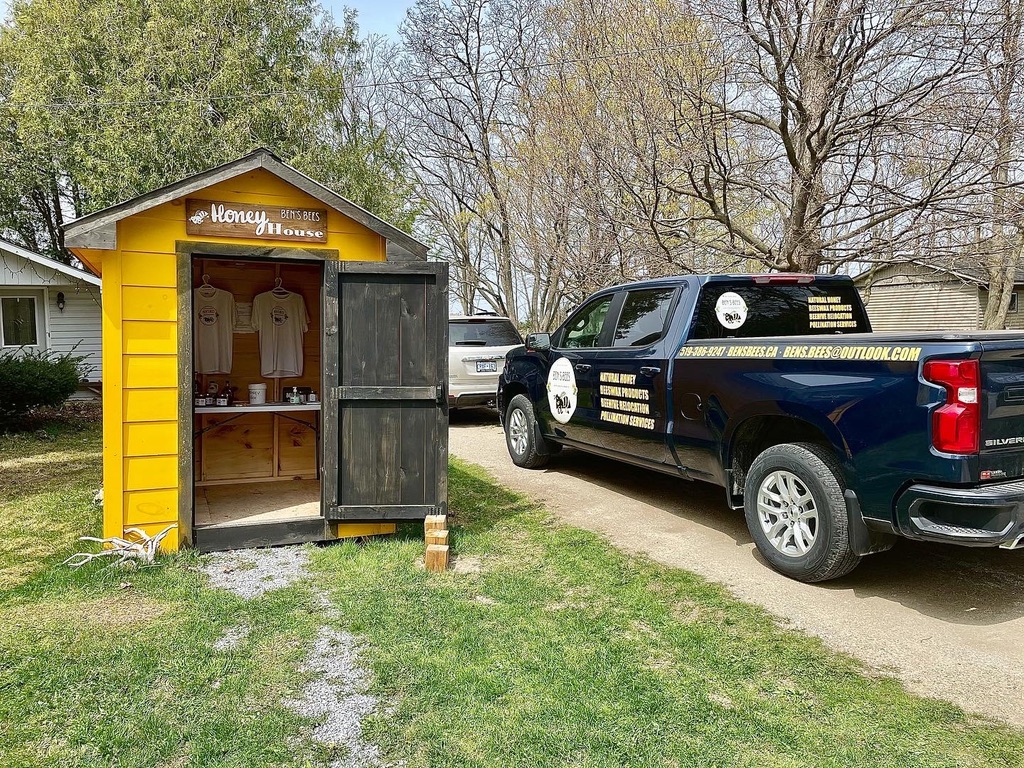 Bens Bees | 135 King St, Tiverton, ON N0G 2T0, Canada | Phone: (519) 386-9247