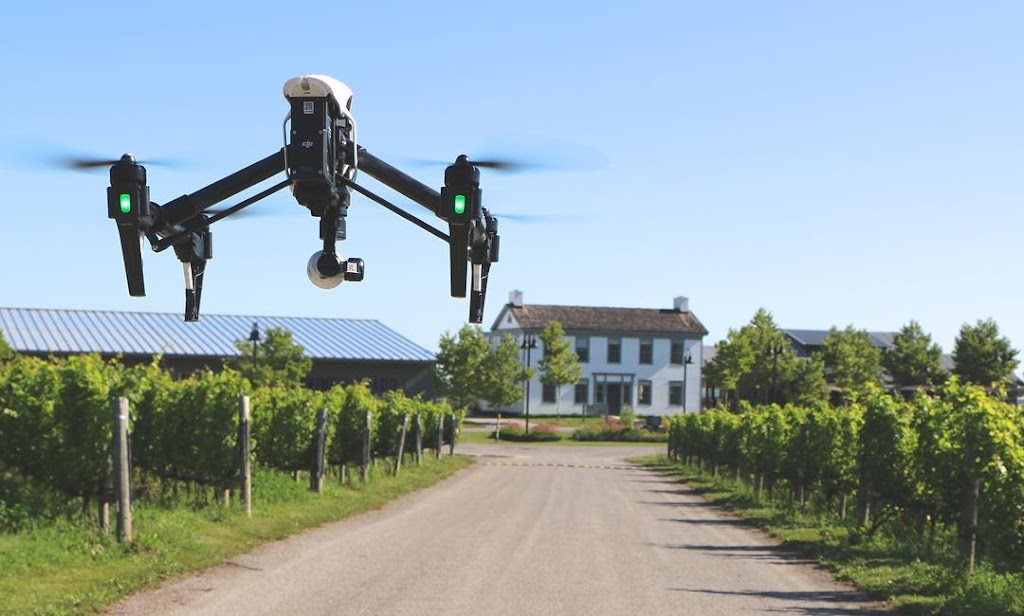 DroneHub Media | 386 St Paul St SUITE 201, St. Catharines, ON L2R 3N2, Canada | Phone: (905) 736-3673