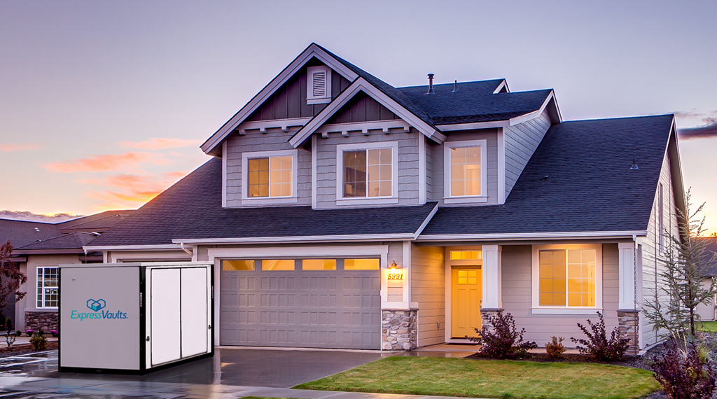 ExpessVaults - Moving and Storage Made Easy | 7075 Tomken Rd, Mississauga, ON L5S 1R7, Canada | Phone: (855) 896-0410