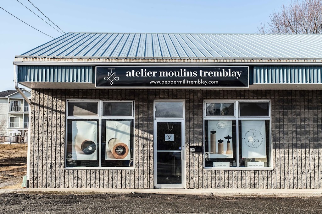 Moulins Tremblay | 624 1re Av, Val-des-Sources, QC J1T 4T2, Canada | Phone: (514) 884-2800
