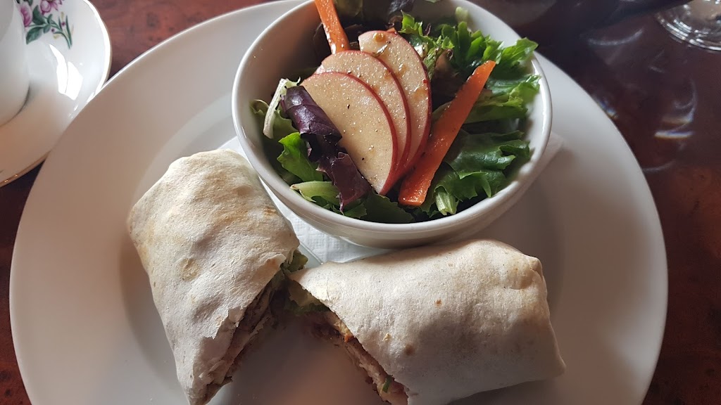 Bistro East | 274 St George St, Annapolis Royal, NS B0S 1A0, Canada | Phone: (902) 532-7992