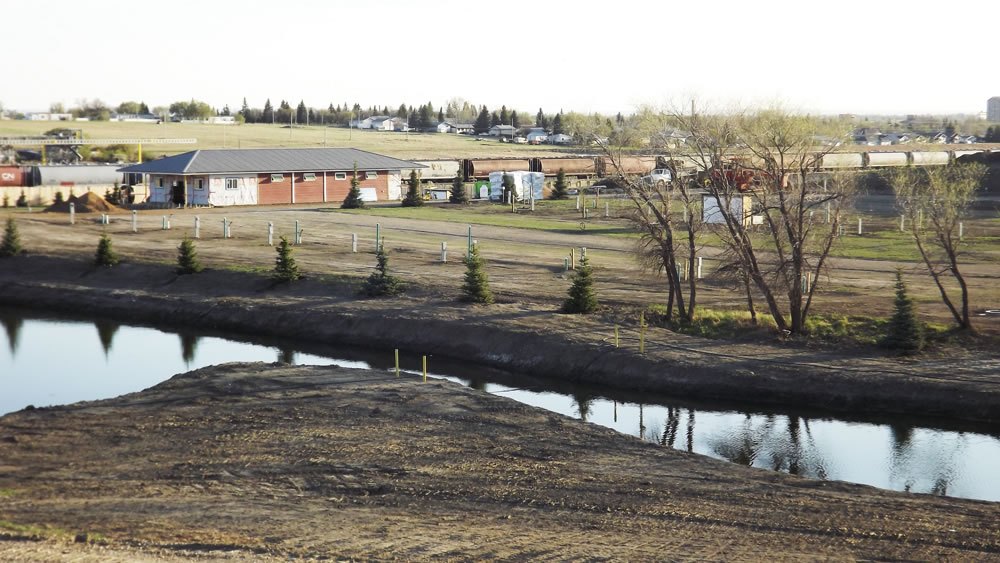 Peanut Hills Campground | 1100 Lakeview Rd, Moose Jaw, SK S6H 4N8, Canada | Phone: (306) 630-7909
