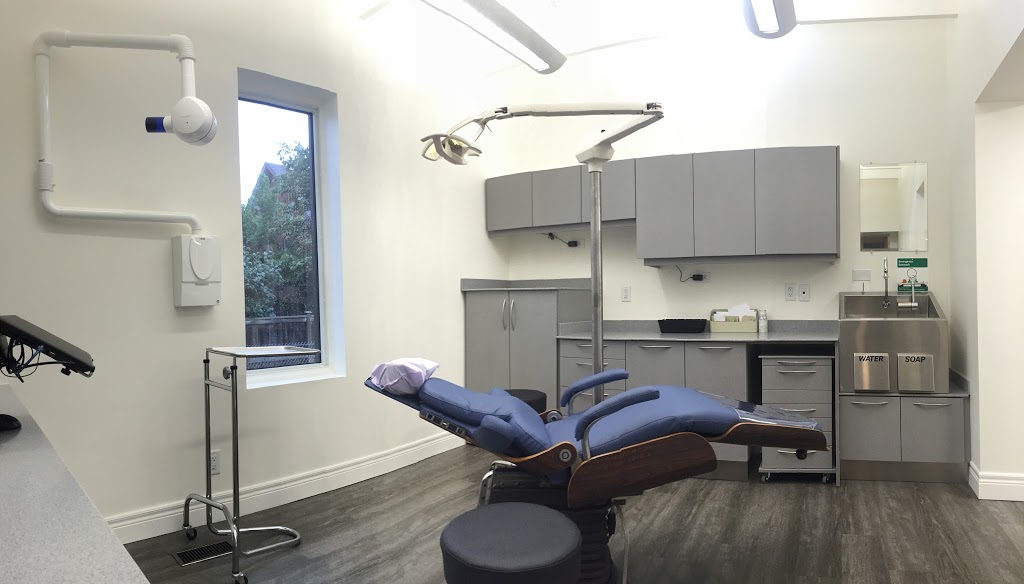 Dr. Thomas Kaus | 37 Allen St W, Waterloo, ON N2L 1C9, Canada | Phone: (519) 744-5562