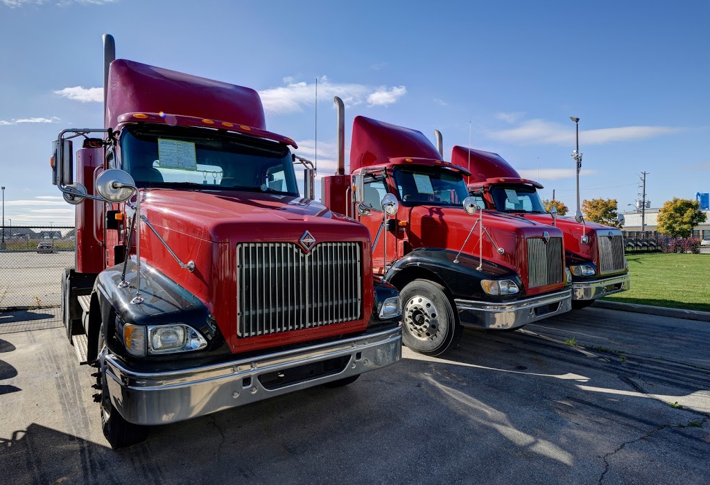 Penske Used Truck Center | 1610 Enterprise Rd, Mississauga, ON L4W 4L4, Canada | Phone: (905) 696-7775