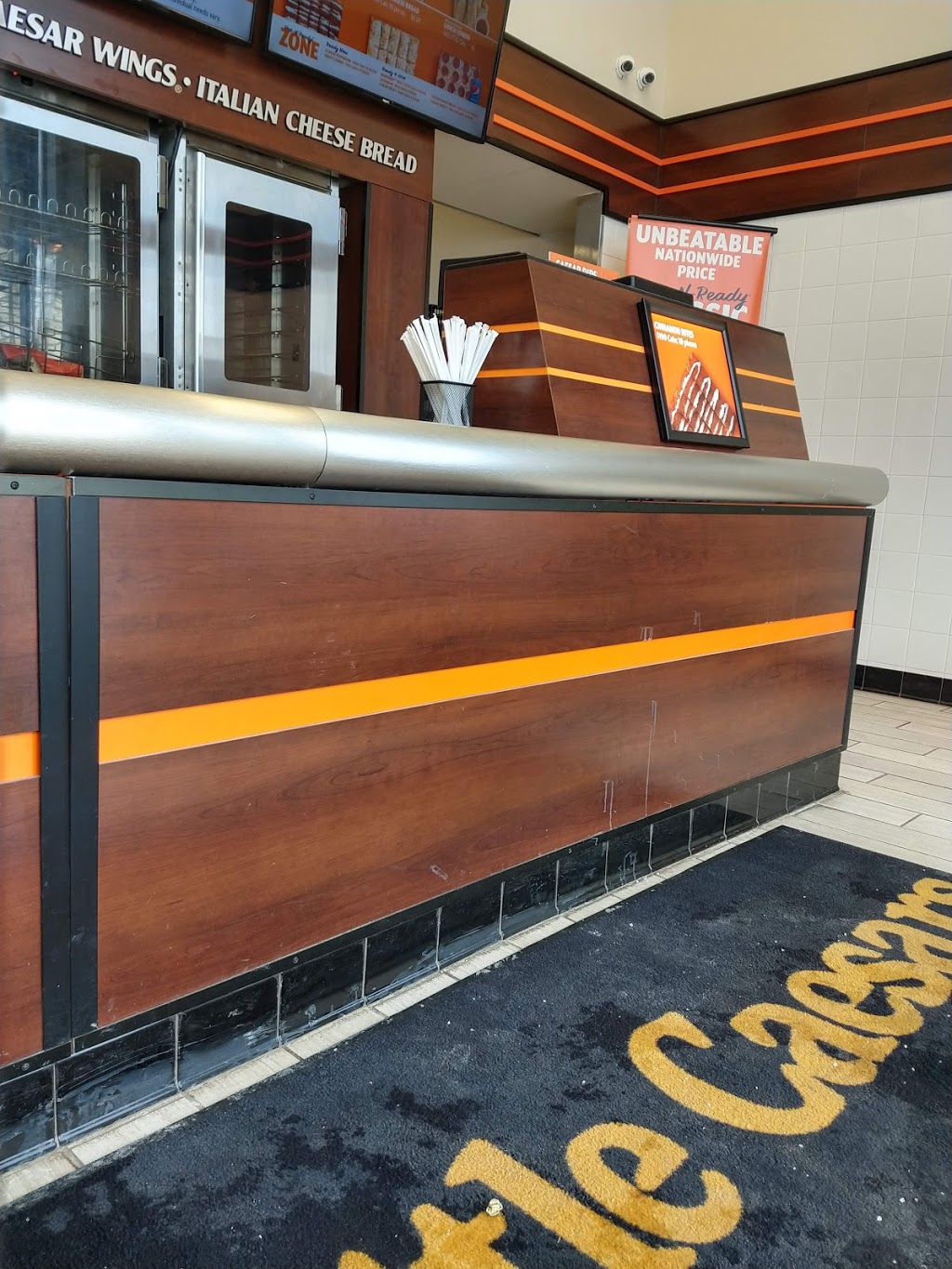 Little Caesars Pizza | 130 Hwy 20 E, Fonthill, ON L0S 1E0, Canada | Phone: (905) 892-5377