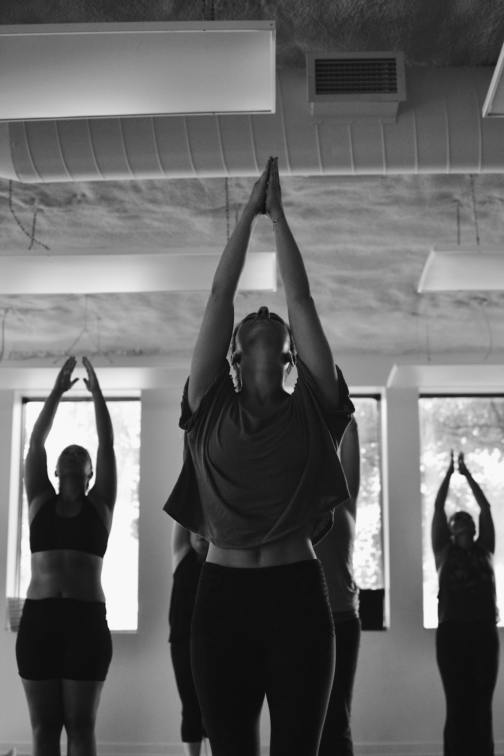 Modo Yoga West Island | 3669 Bd des Sources, Dollard-des-Ormeaux, QC H9B 2K4, Canada | Phone: (514) 542-3366