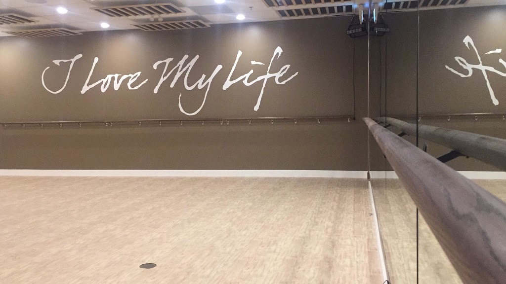 Oxygen Yoga and Fitness Kelowna | 1950 Harvey Ave #117, Kelowna, BC V1Y 8J8, Canada | Phone: (778) 478-1108