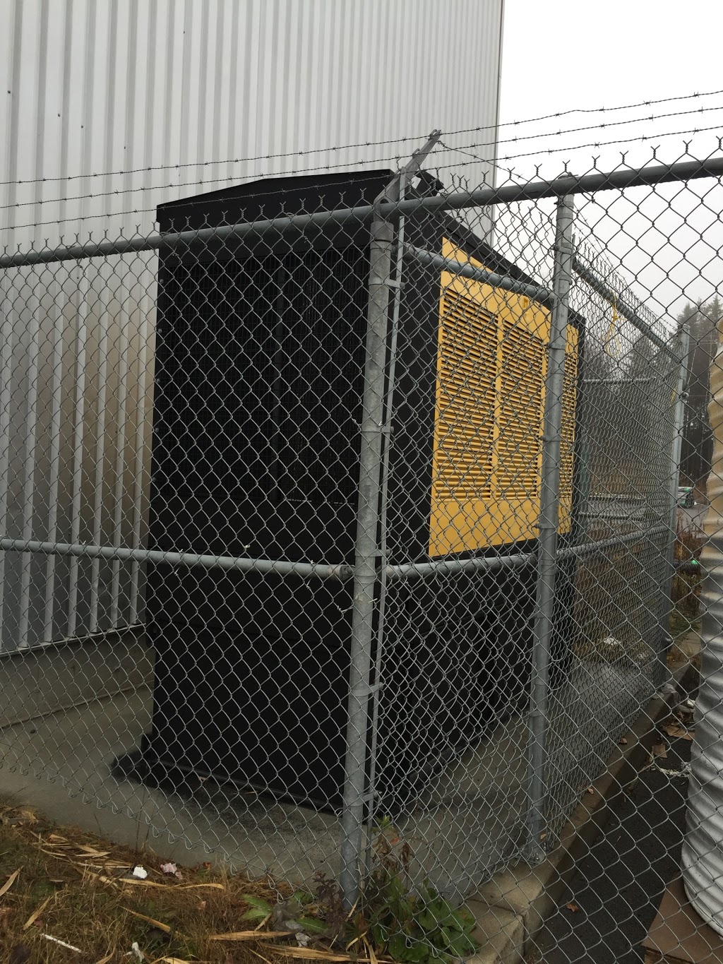 Line-X Mirabel, Revêtements protecteur Pulvérisé Line-X | 18130 Rue J A Bombardier, Mirabel, QC J7J 0H5, Canada | Phone: (450) 508-7100