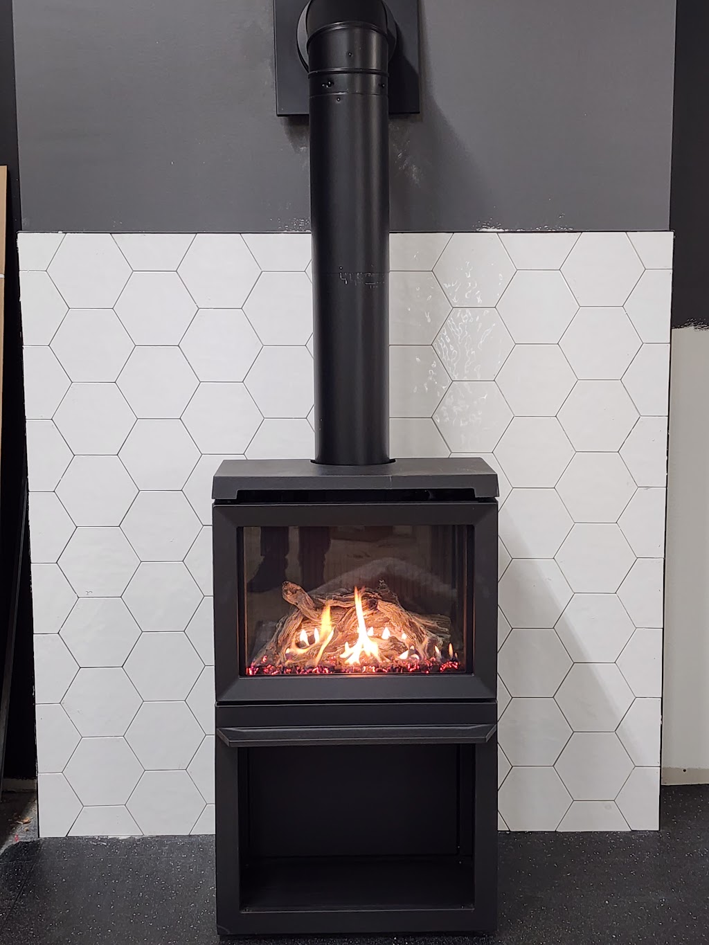 Noréa foyers-Au coin du feu-Rivière-du-Loup | 2 Rue Taché, Rivière-du-Loup, QC G5R 4K4, Canada | Phone: (418) 860-5102
