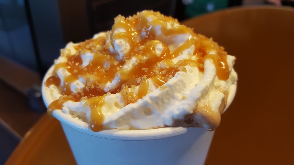 Starbucks | 6390 Bay St #3, West Vancouver, BC V7W 2G9, Canada | Phone: (604) 913-3477