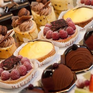 Dream De Patisserie | 50 Weybright Ct #40, Scarborough, ON M1S 5A8, Canada | Phone: (647) 725-6665