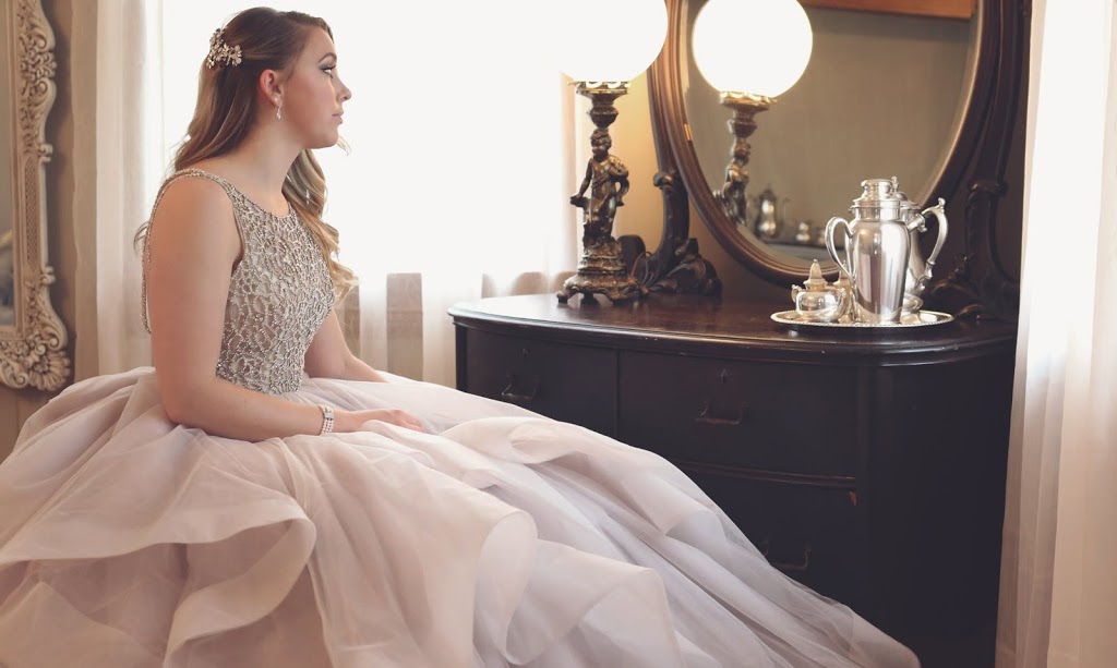 Emmane B Design (by appointment only) | 211 Rue Gordon, Verdun, QC H4G 2R2, Canada | Phone: (514) 262-4829