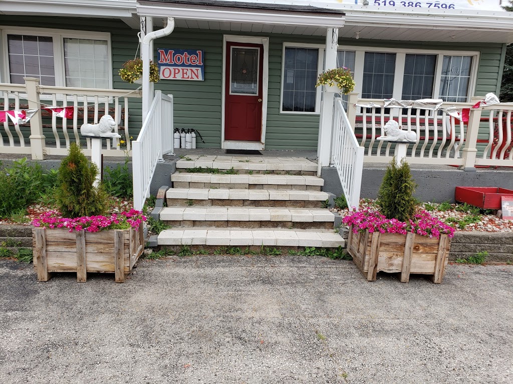 WINDMILL INN | 3972 ON-21, Port Elgin, ON N0H 2C5, Canada | Phone: (519) 368-2020