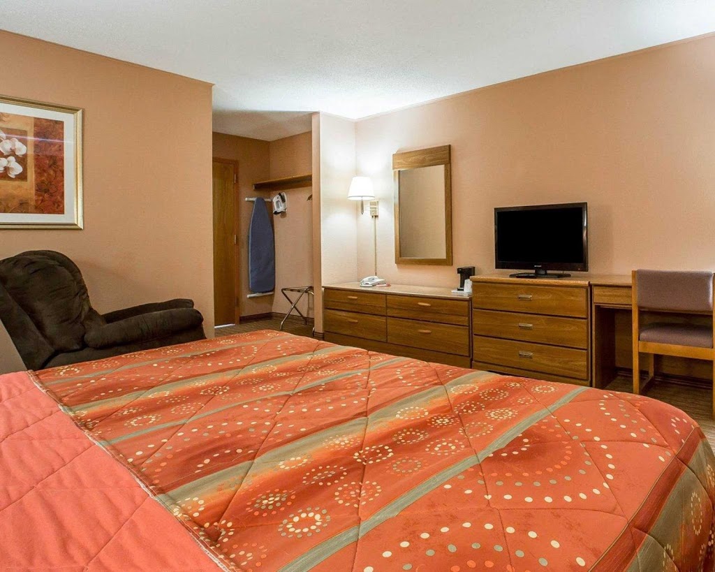 Econo Lodge Massena Hwy 37 | 15054 NY-37, Massena, NY 13662, USA | Phone: (315) 764-0246