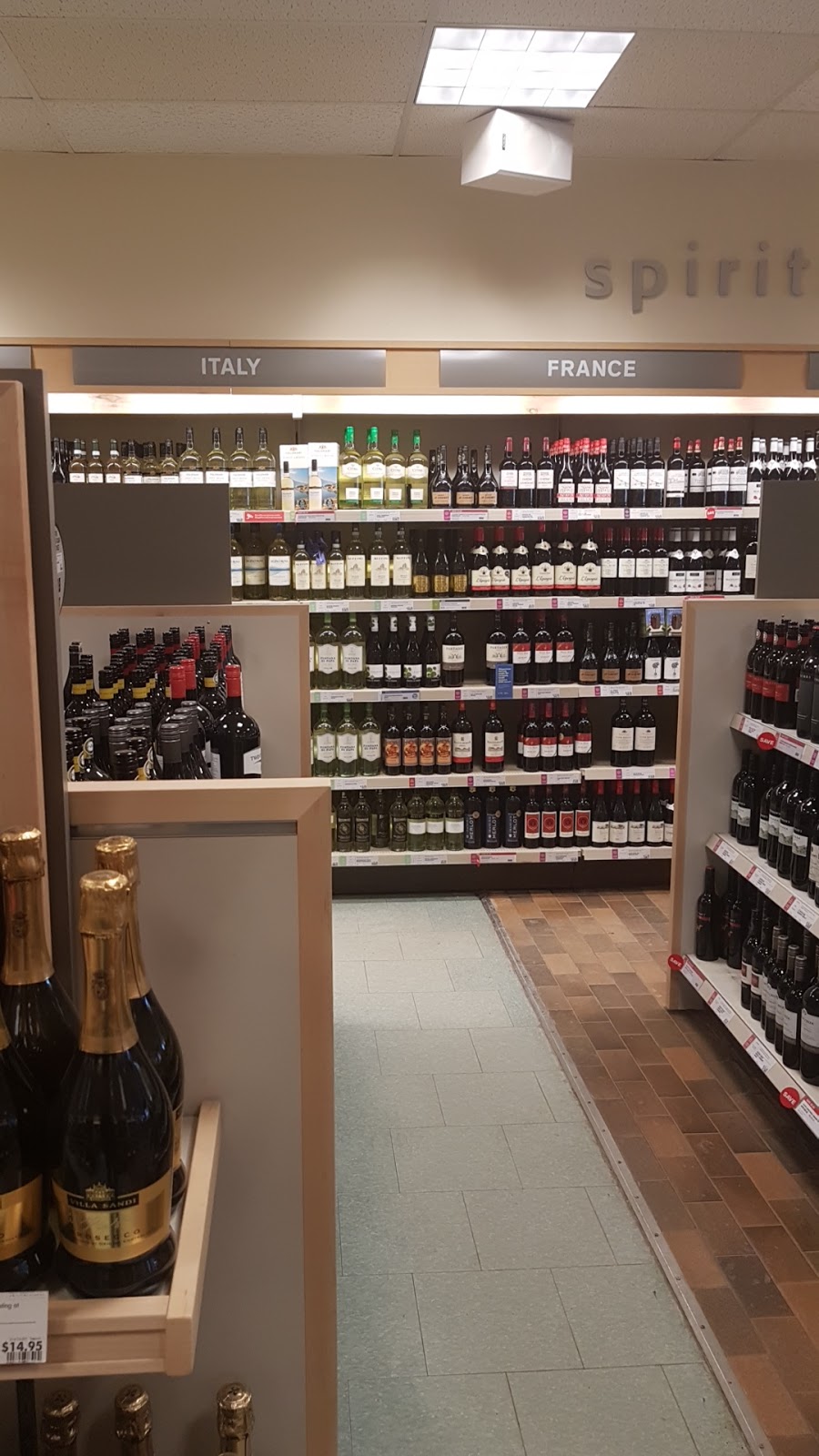LCBO | 230 Highland St, Haliburton, ON K0M 1S0, Canada | Phone: (705) 457-2631