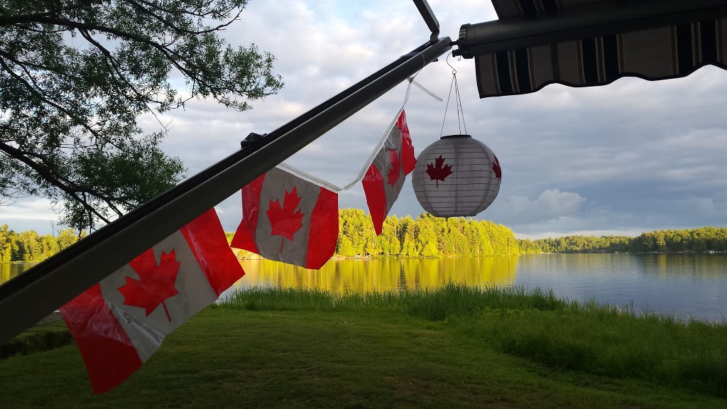 5 Fish Resort | 25 Whip Poor Will Rd, Alban, ON P0M 1A0, Canada | Phone: (705) 822-4428