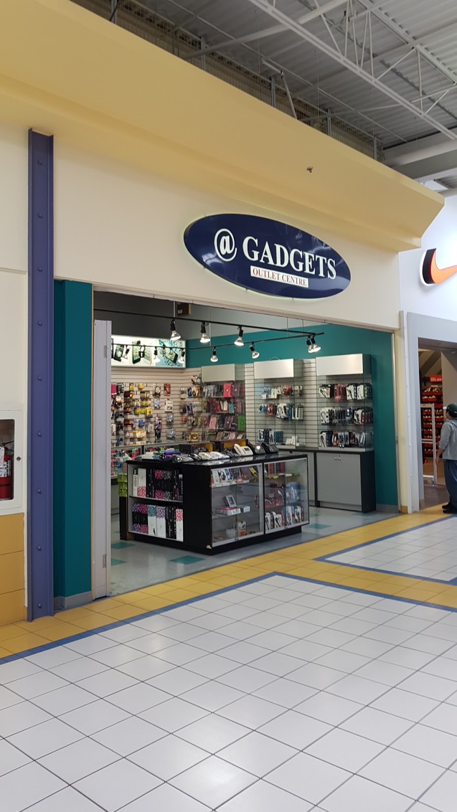 @Gadgets | 1250 S Service Rd, Mississauga, ON L5E 1V4, Canada | Phone: (905) 891-6205