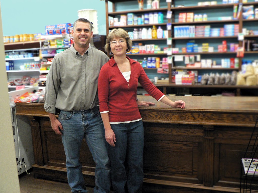 Schnurrs Grocery Store | 5168 Ament Line, Linwood, ON N0B 2A0, Canada | Phone: (519) 698-2370