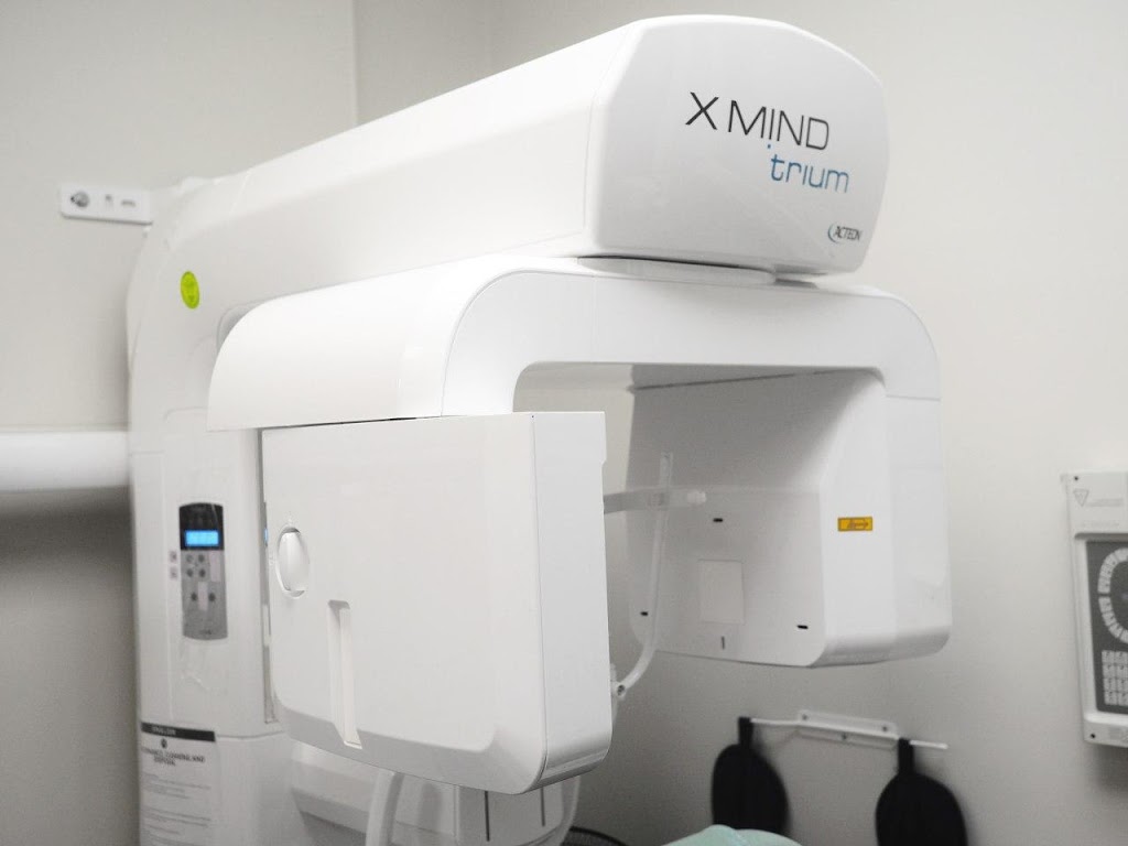 Yoon Black Dentistry | 685 Kennedy Rd, Scarborough, ON M1K 2B8, Canada | Phone: (416) 267-5754