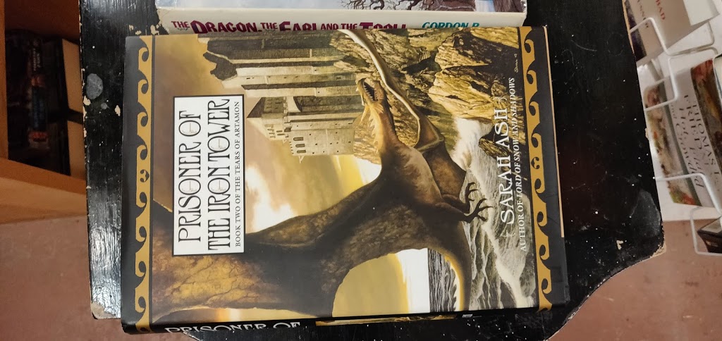 Willowbooks | 173 Queen St, Port Perry, ON L9L 1B8, Canada | Phone: (905) 985-0888