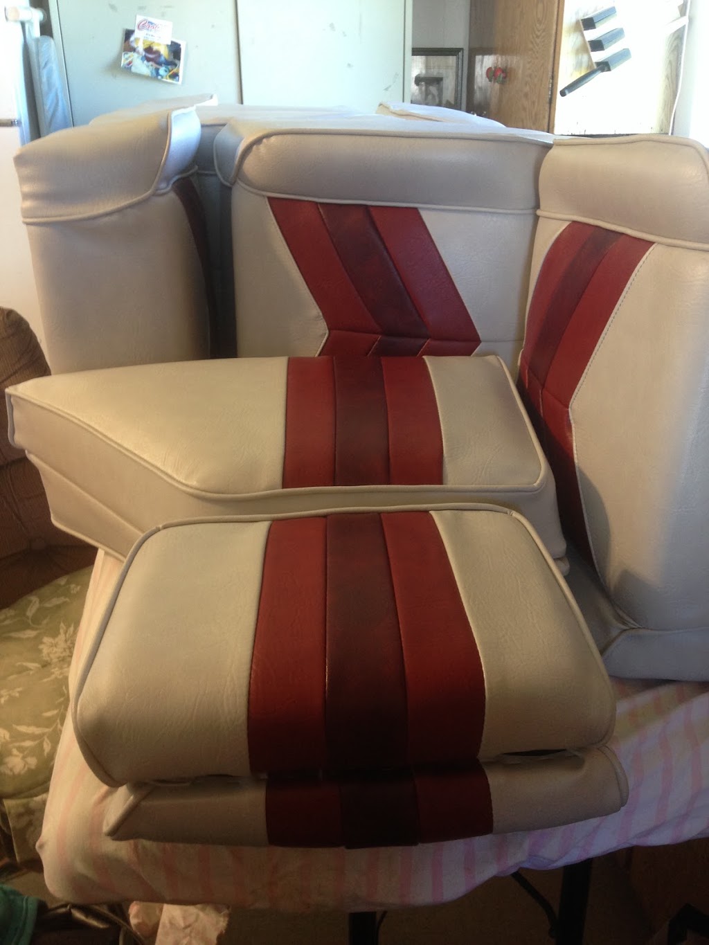 Marilyn’s Tops and Covers | 2377 The Ridge, Coe Hill, ON K0L 1P0, Canada | Phone: (613) 334-5831