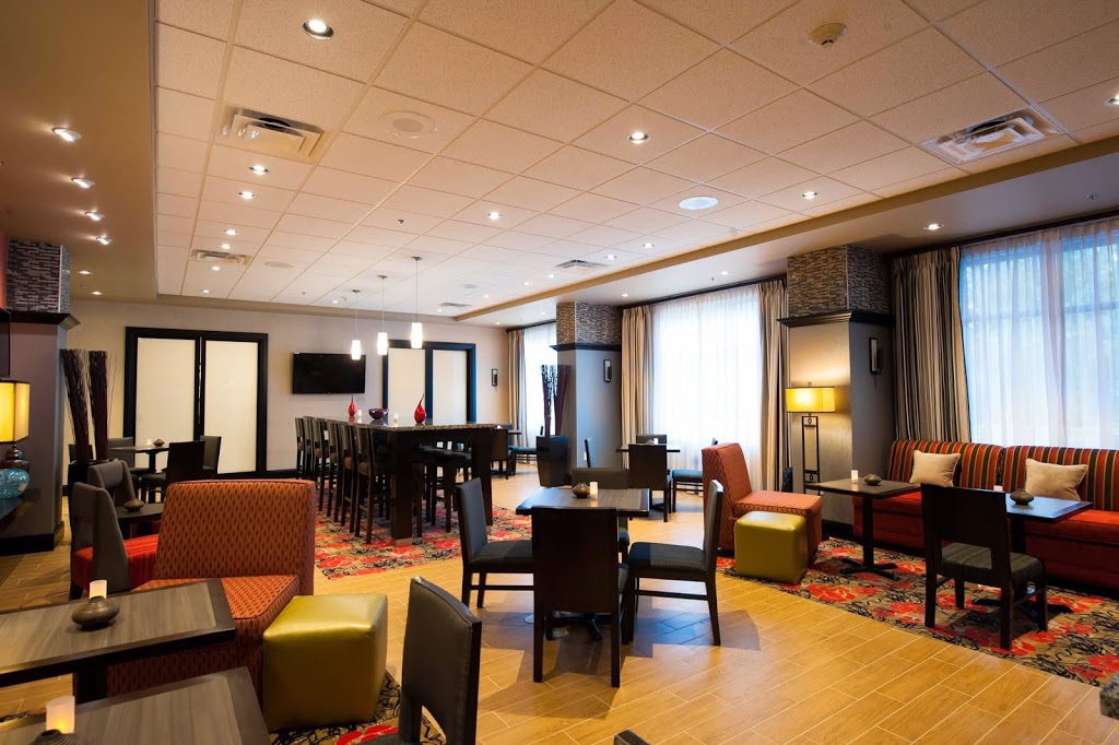 Hampton Inn by Hilton Chilliwack | 8050 Lickman Rd, Chilliwack, BC V2R 0Y3, Canada | Phone: (604) 392-4667
