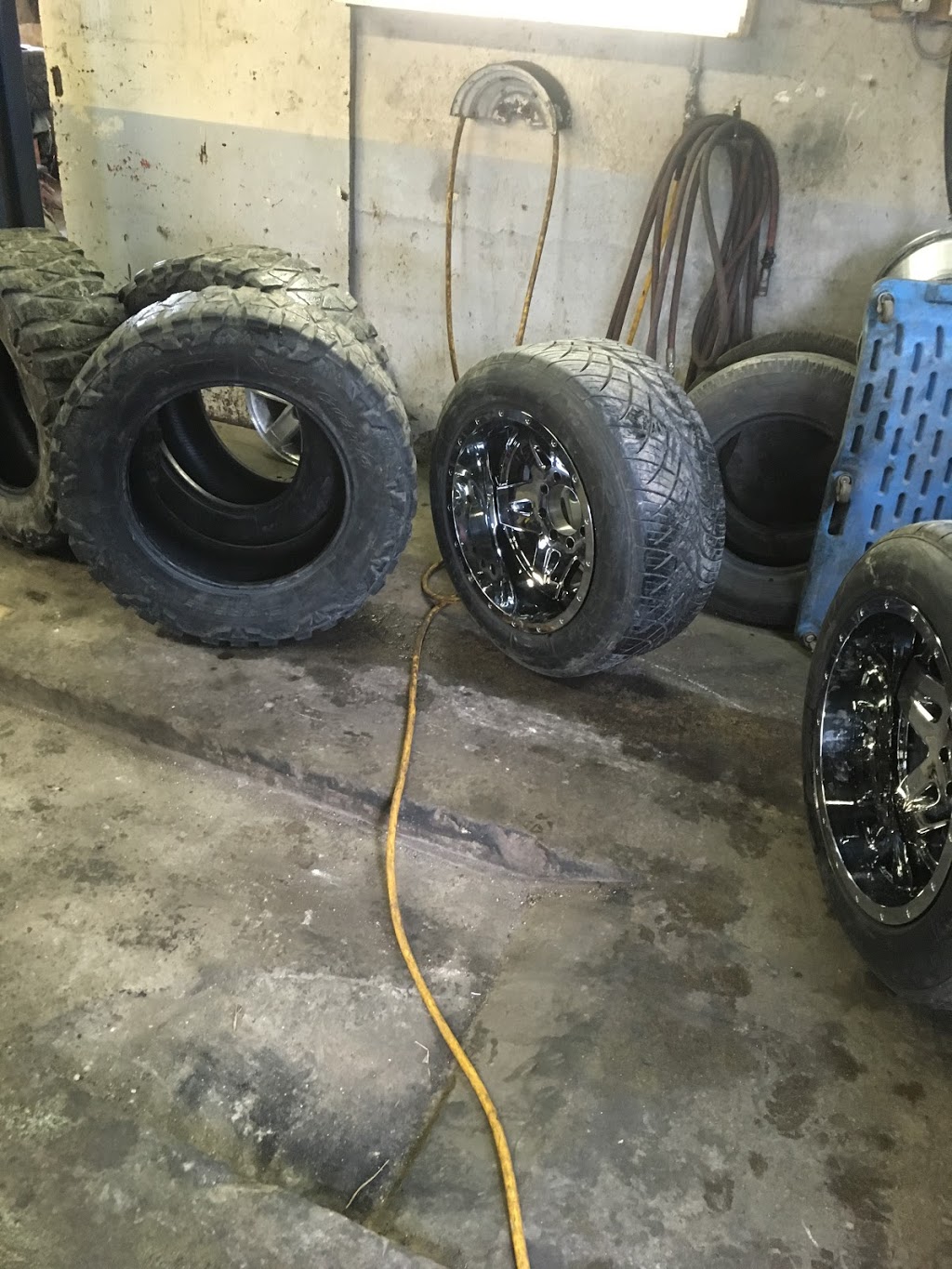Teds Automotive | 7164 Hamilton Rd, Putnam, ON N0L 2B0, Canada | Phone: (519) 425-0938