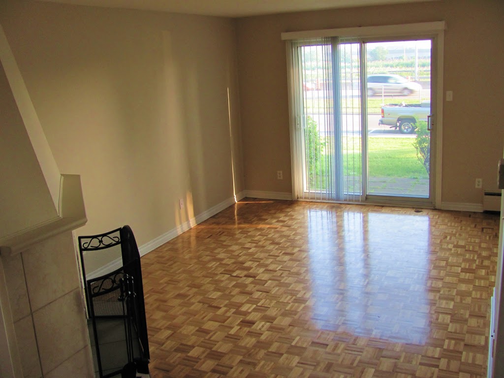 Lakeshore Villas - Fairway Management Ltd | 1270 Chemin Herron, Dorval, QC H9S 1B5, Canada | Phone: (514) 631-5066