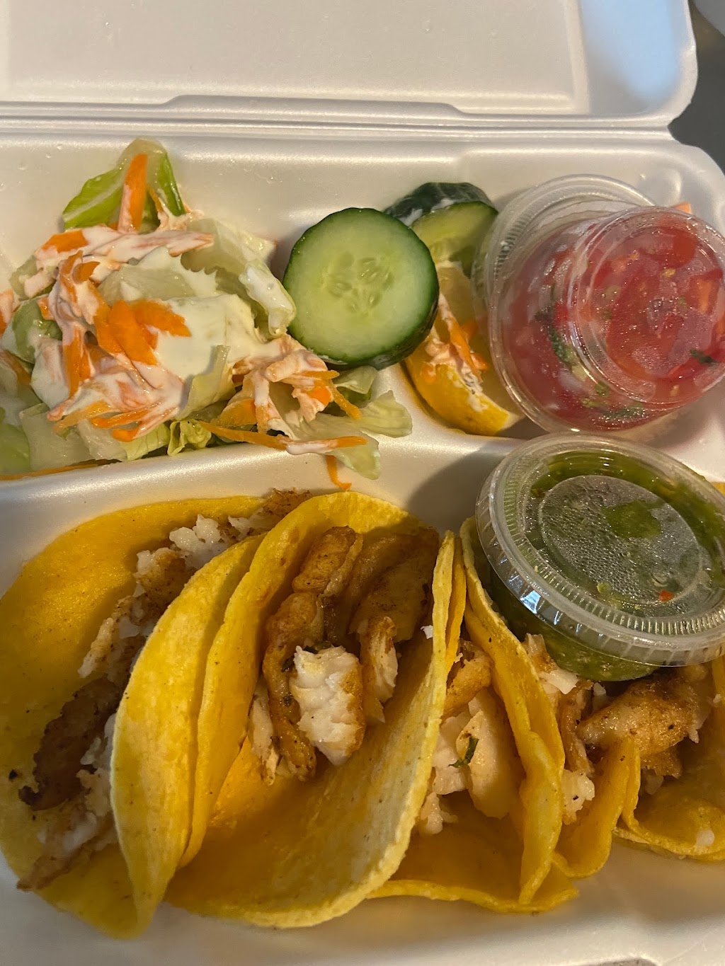 La Villa Latina | 85 Montréal Rd, Vanier, ON K1L 6E8, Canada | Phone: (613) 749-2317
