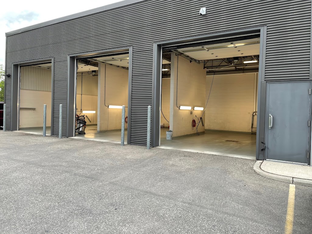 Oxford Dodge Collision Centre | 1249 Hyde Park Rd, London, ON N6H 5K6, Canada | Phone: (519) 473-1015