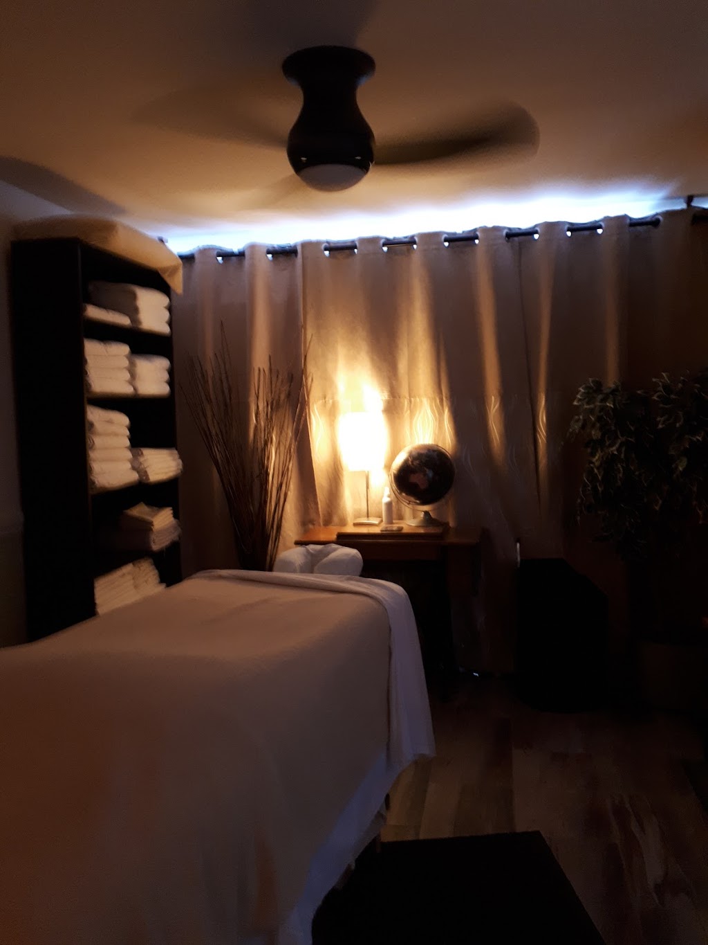 Josie MacLachlan RMT | 469 Ontario St, Collingwood, ON L9Y 4B9, Canada | Phone: (705) 539-0024