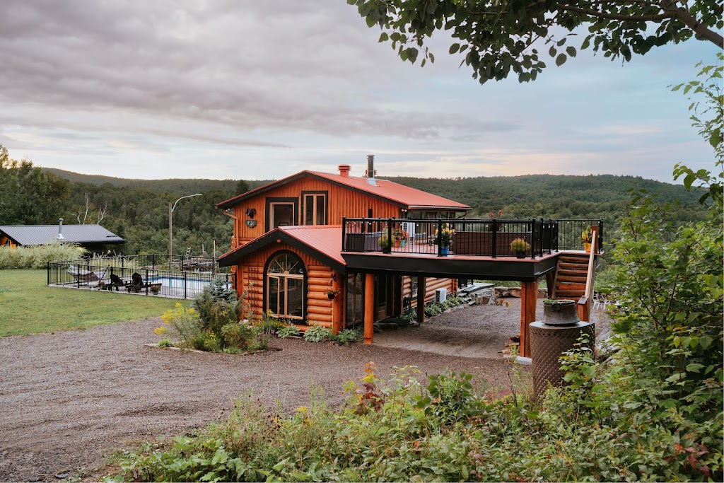 La Maison Du Bélier | 7 Rue Bélier, Mandeville, QC J0K 1L0, Canada | Phone: (438) 935-2727