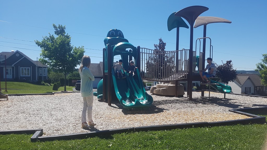 Parc de lÉrablière | 87e Rue, Saint-Georges, QC G6A 1M1, Canada | Phone: (418) 228-5555