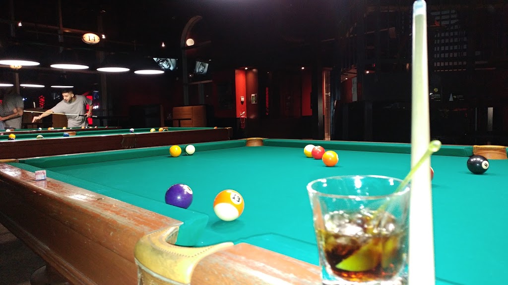 Doolys - Billard & Golf virtuel | 3366 Chemin de Chambly, Longueuil, QC J4L 1N8, Canada | Phone: (450) 646-5252