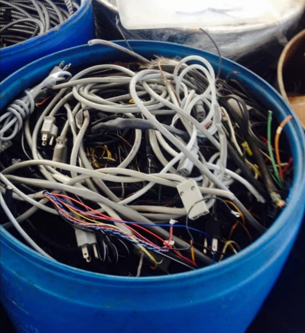 Recyclage TC | 910 Rue Daunais, Saint-Bruno-de-Montarville, QC J3V 6P4, Canada | Phone: (514) 686-0998